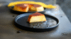 Homepage Cook Mania 35 pudim de leite condensado em prato preto